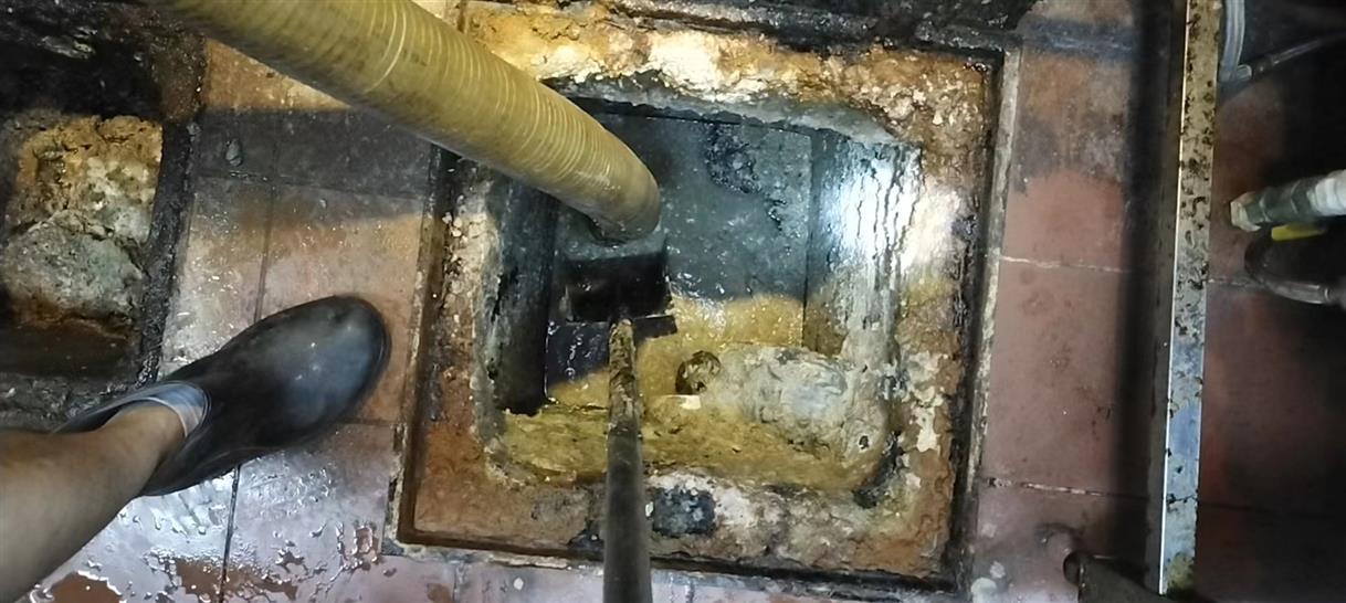 兴安污水池清理一般都有毒气，怎么预防中毒呢？